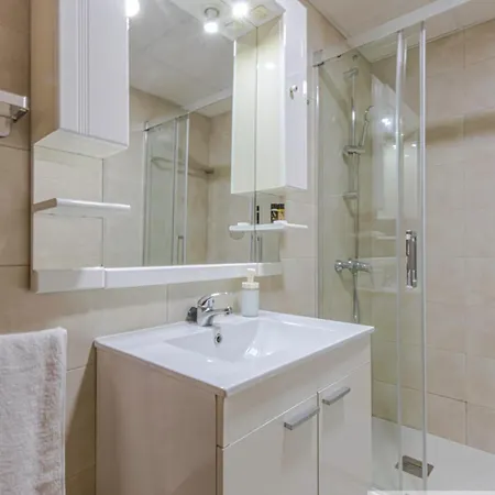 Appartamento 1st Line With Wonderful Sea Views *