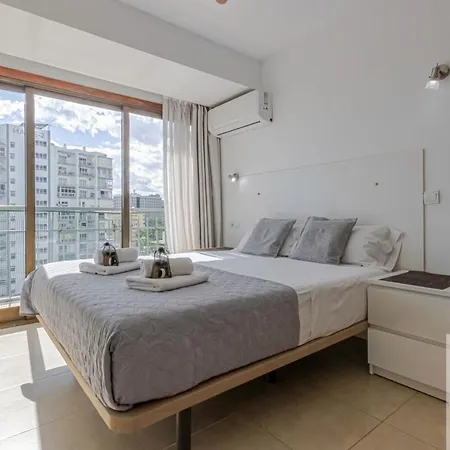 Apartment 1st Line With Wonderful Sea Views *